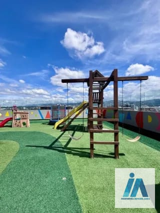 APARTAMENTO AMUEBLADO EN ALQUILER o VENTA📍Edificio Casa Clara, zona 10 — Apartamento en Alquiler en Zona 10, Guatemala, Ciudad — miniatura 3 de 15