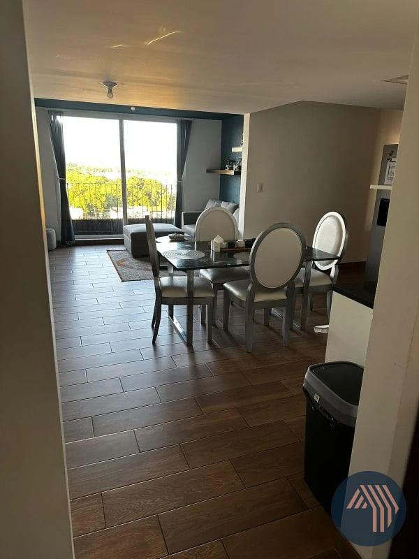 ALQUILER DE AMPLIO PENTHOUSE - ROQUE, ZONA 02 - 16