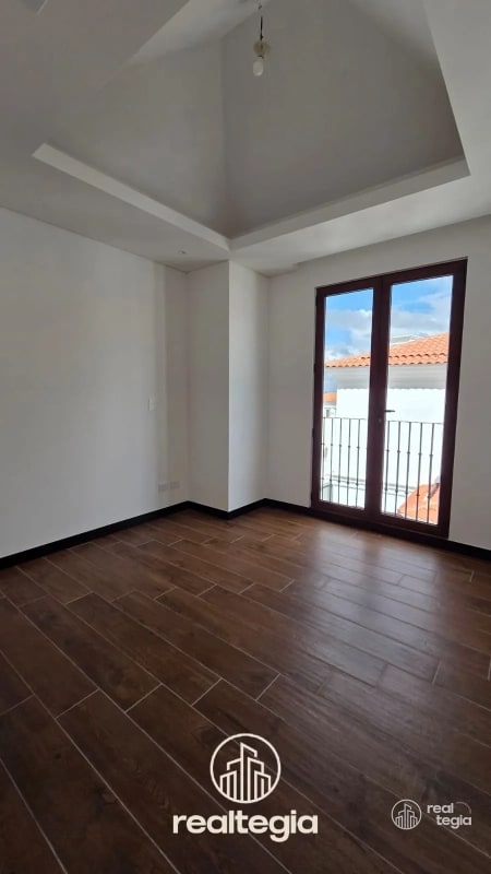 APARTAMENTO LIRIOS DE CAYALÁ ZONA 16 - 4