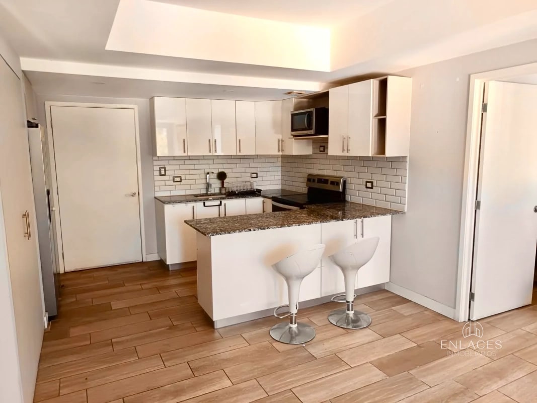 Zona 11 • Apartamento Semiamueblado en Renta • Edificio Tribeca - 1