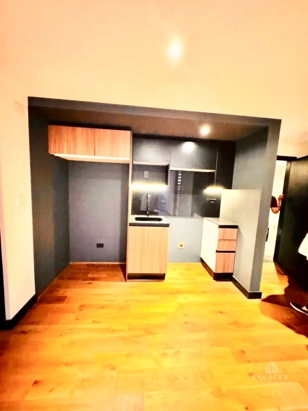 Zona 11 • Apartamento en Renta • Edificio Villa Mariscal - 1