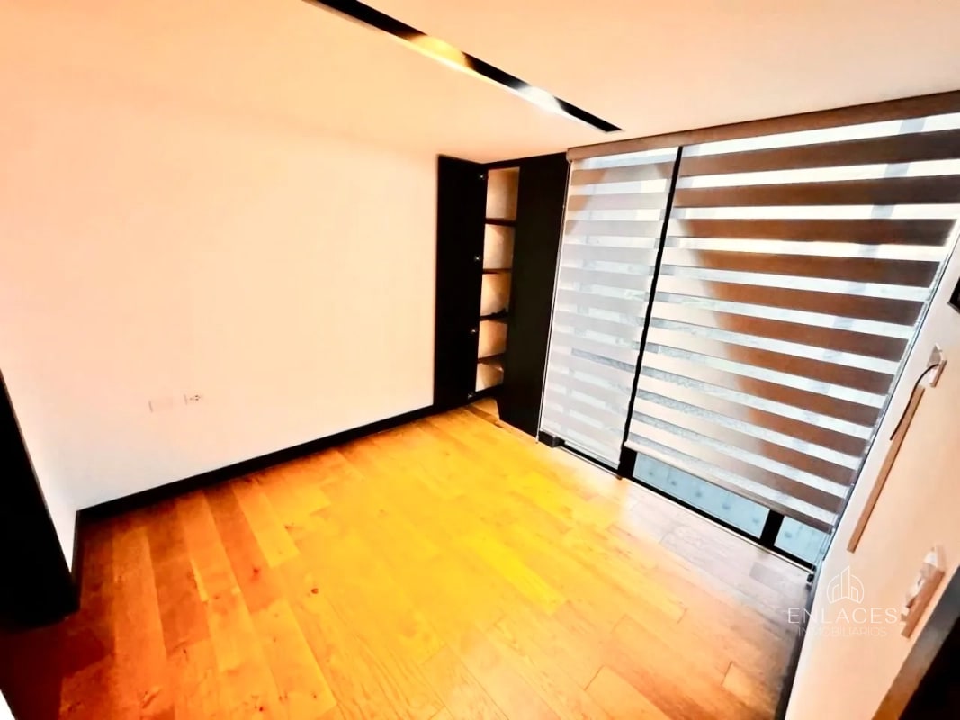 Zona 11 • Apartamento en Renta • Edificio Villa Mariscal - 2
