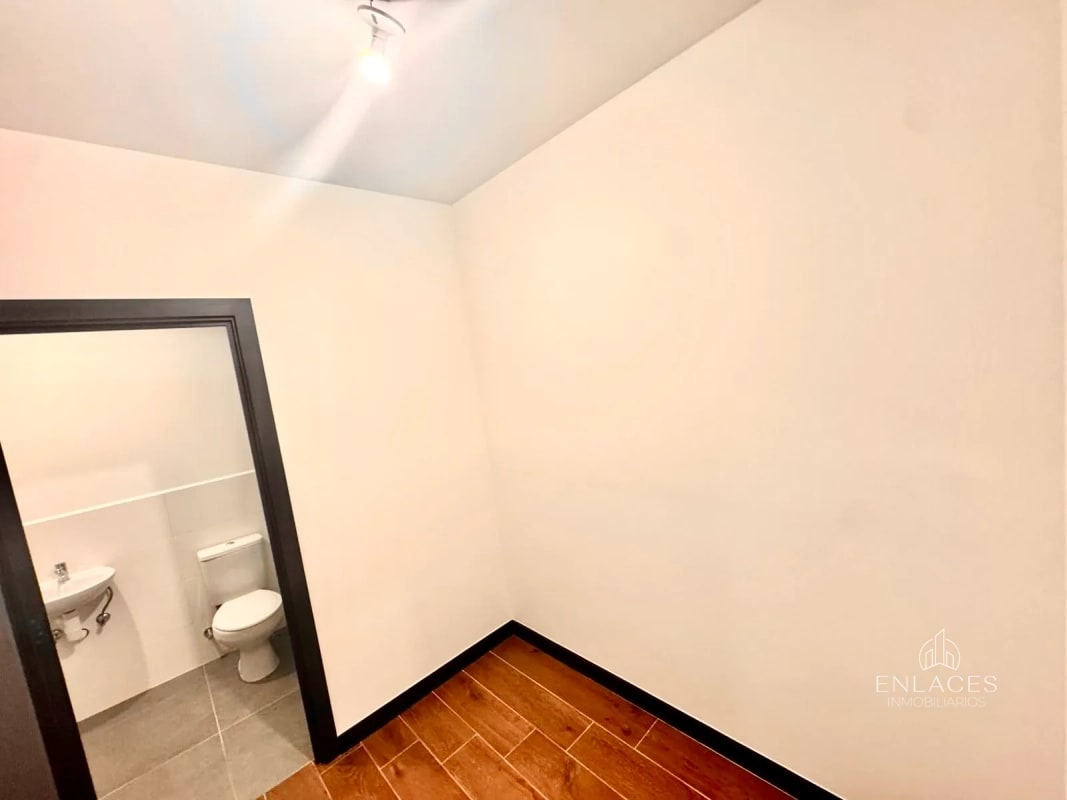 Zona 16 • Apartamento en Renta • Lirios de Cayalá - 14