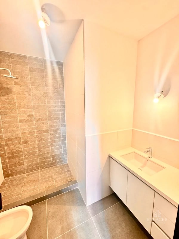 Zona 16 • Apartamento en Renta • Lirios de Cayalá - 10