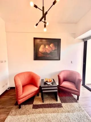 Zona 10 • Apartamento Amueblado en Renta/Venta • Casa Clara — Apartamento en Alquiler en Casa Clara, Zona 10, Guatemala, Ciudad — miniatura 3 de 12