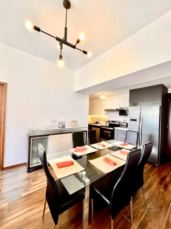 Zona 10 • Apartamento en Renta/Venta • Edificio Casa Clara • Amueblado y Equipado - 4