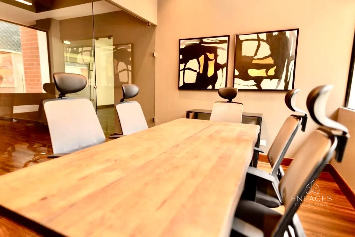 Zona 10 • Apartamento en Renta/Venta • Edificio Casa Clara • Amueblado y Equipado - 3