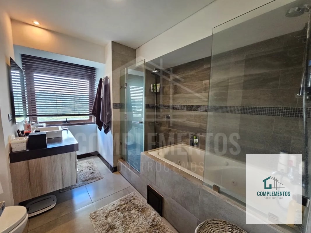 Apartamento en renta zona 16 - 3