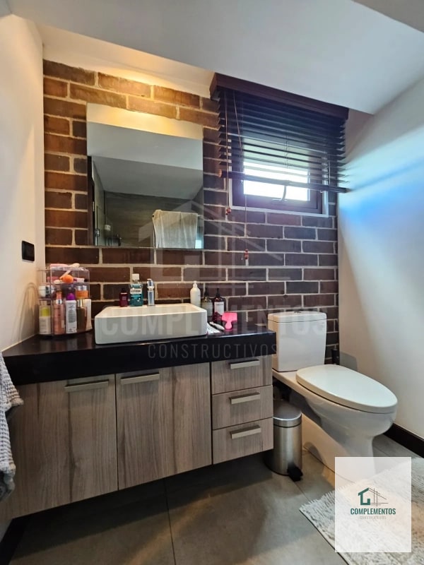 Apartamento en renta zona 16 - 2