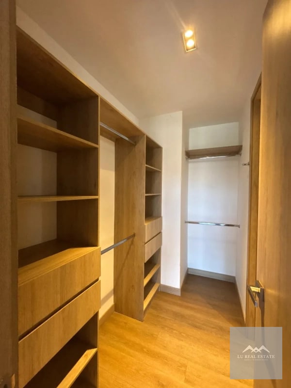 Apartamento de dos habitaciones en z15 - 3