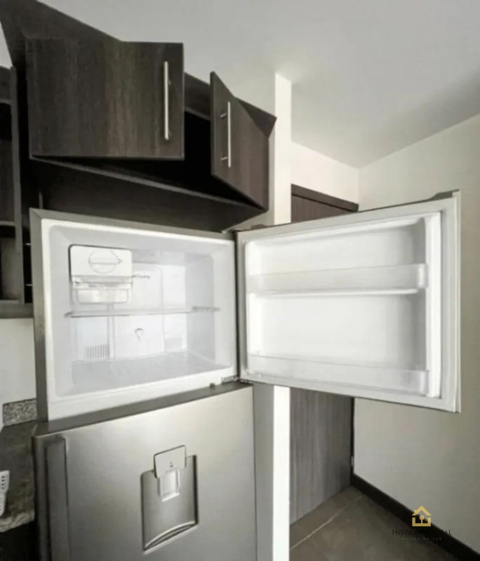 Rento Apartamento Q5,700. 1 HAB. EN EDIFICIO 3-85 CON BALCÓN Y GYM ZONA 15 - 8