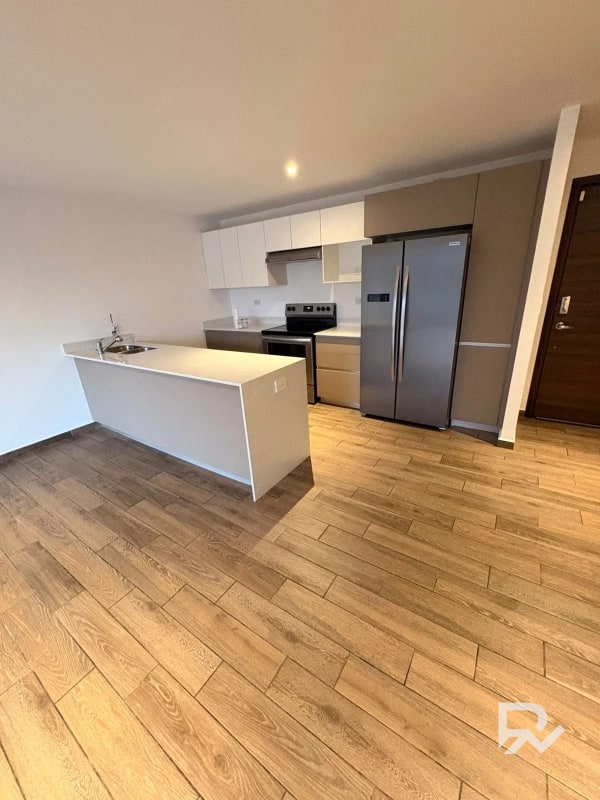 ALQUILER DE APARTAMENTO EN PARQUE 15 - 12
