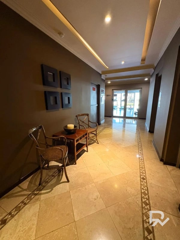 Alquiler o venta de apartamento en Edificio Plenum zona 14 - 2