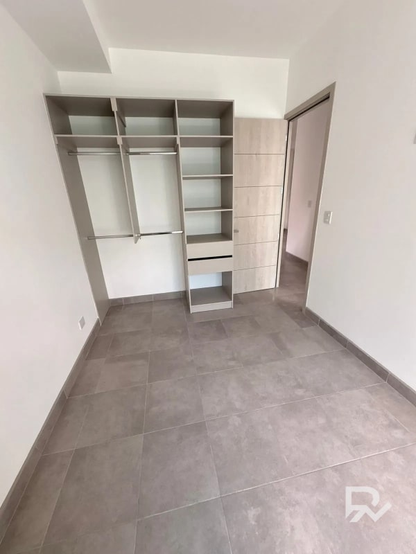 Alquilo lindo apartamento dentro de Colonia La Floresta zona 7, para estrenar - 7