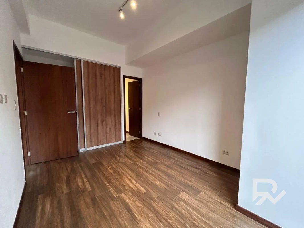 Apartamento en Renta en el corazón de la zona 10 Casa Clara - 4