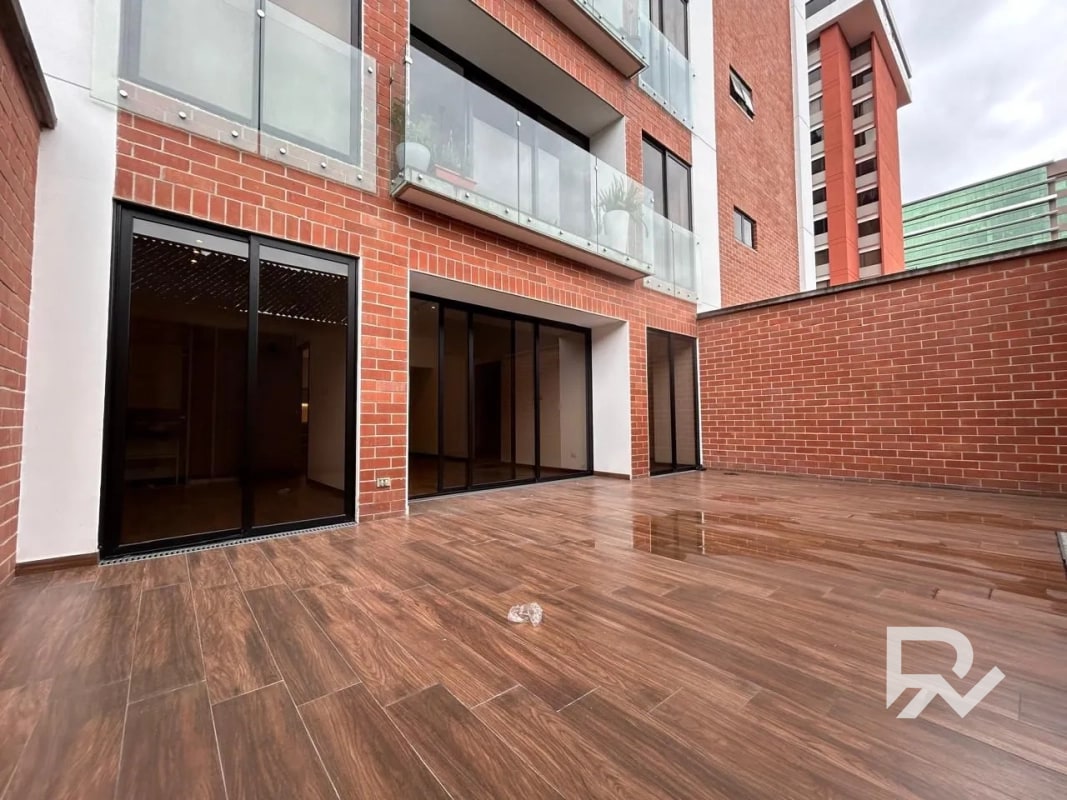 Apartamento en Renta en el corazón de la zona 10 Casa Clara - 12