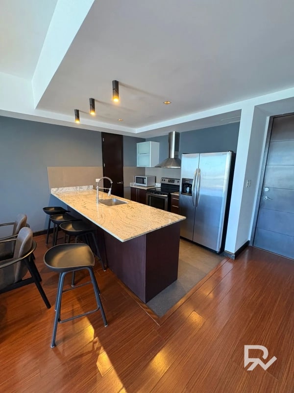 Alquiler de apartamento en zona 10 amueblado y equipado - 3