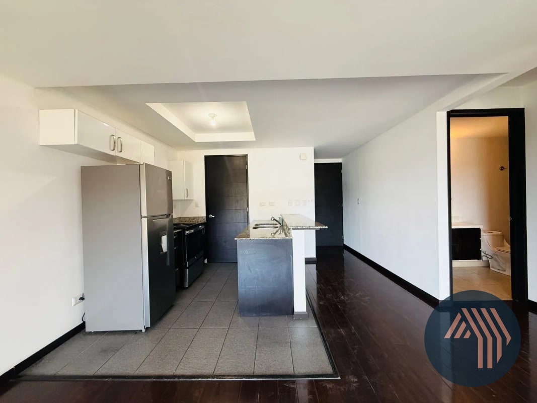 VENTA DE APARTAMENTO - NUEVA CALEDONIA, ZONA 16 - 4