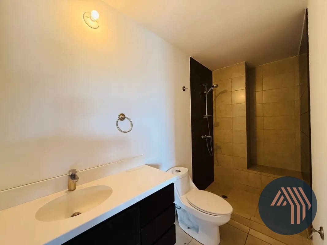 VENTA DE APARTAMENTO - NUEVA CALEDONIA, ZONA 16 — Apartamento en Venta en Nueva Caledonia, Zona 16, Guatemala, Ciudad — foto 8 de 16