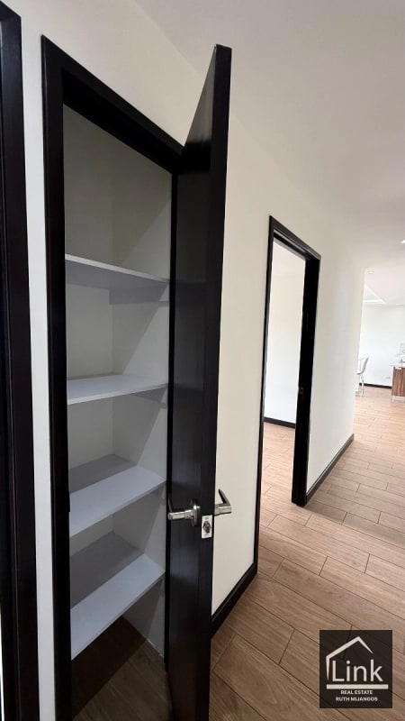Venta de Apartamento zona 15 VH1 PRAGA - 8