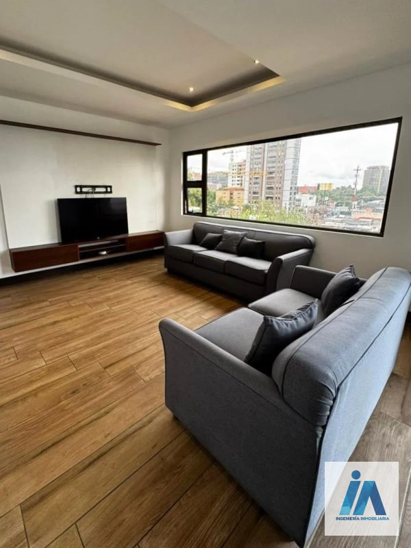 APARTAMENTO EN ALQUILER📍 Edificio Vivalt, Zona 10 Una propiedad que destaca, brindando amplitud y sofisticación. - 14