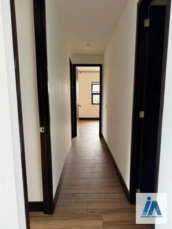 APARTAMENTO EN ALQUILER📍 Edificio Vivalt, Zona 10 Una propiedad que destaca, brindando amplitud y sofisticación. - 12