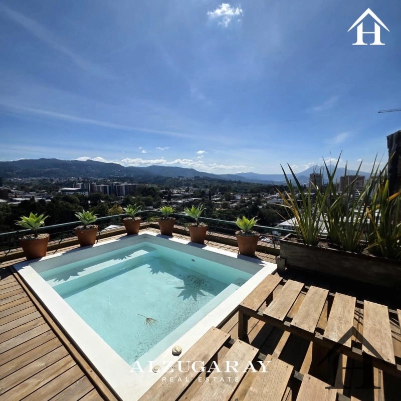 penthouse con jardin pergola y jacuzzi en zona 14 - 1