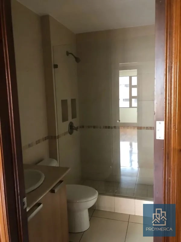 Apartamento en alquiler, Edificio Antiguo Zona 14 - 4