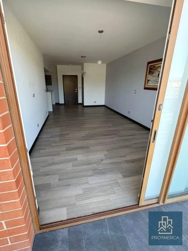 Apartamento en alquiler, Edificio San Isidro 20/21, Zona 16 - 12