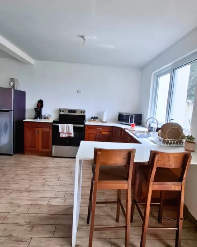 APARTAMENTO EN VENTA ZONA 16 CON JARDIN - 10