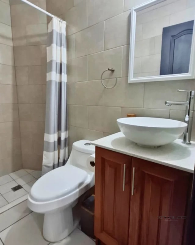 APARTAMENTO EN VENTA ZONA 16 CON JARDIN - 7