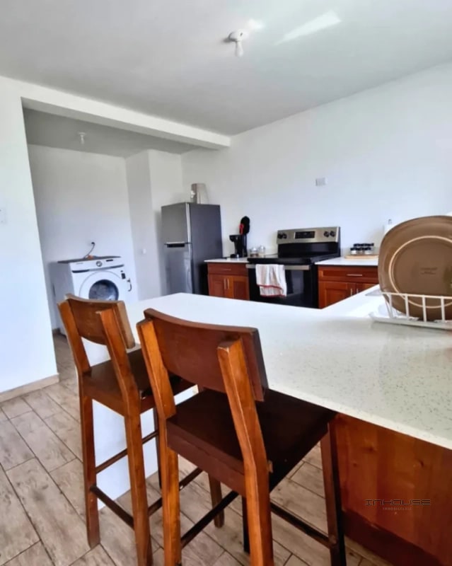 APARTAMENTO EN VENTA ZONA 16 CON JARDIN - 9