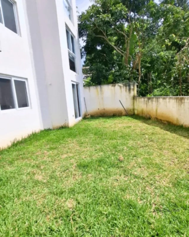 APARTAMENTO EN VENTA ZONA 16 CON JARDIN - 4