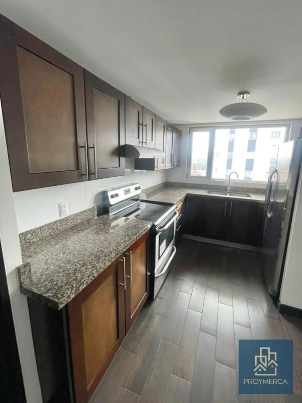 Apartamento en alquiler, Edificio Attica II, Zona 14 - 6