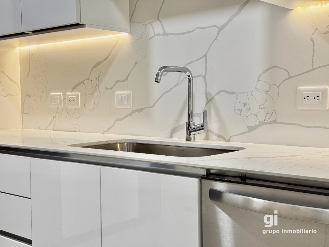 Donde la ubicación, el proyecto y la altura coinciden en lo excepcional. Apartamento en venta - 12