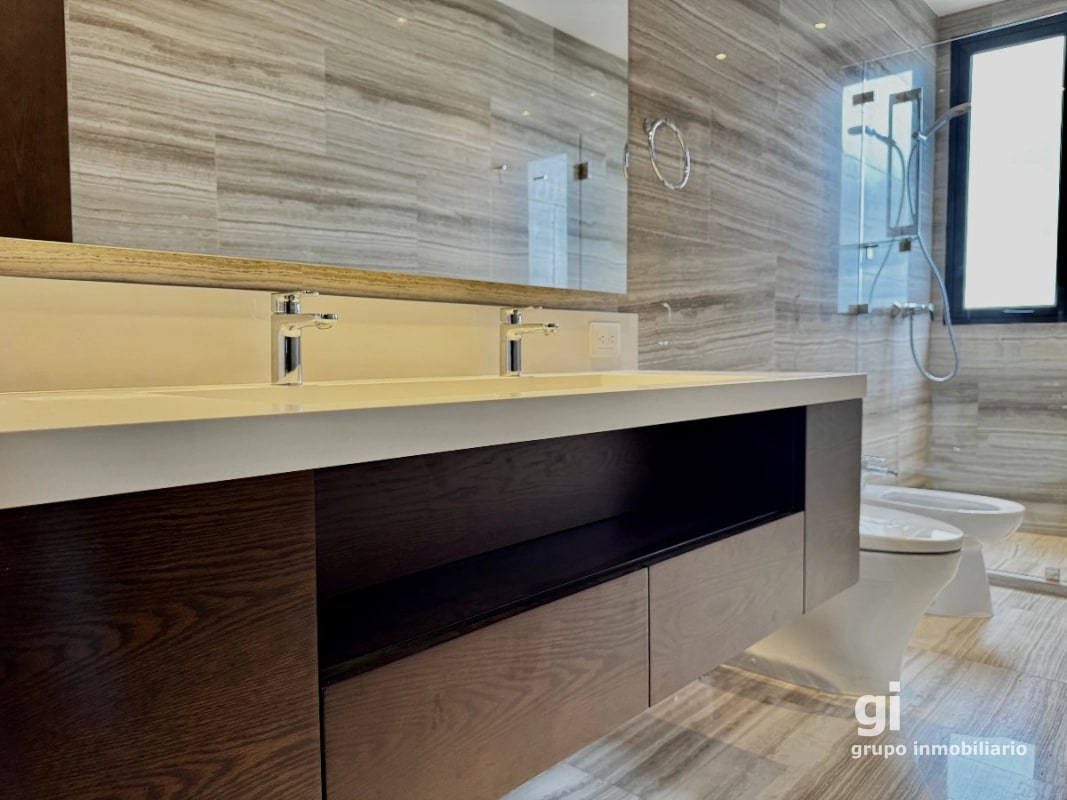 Donde la ubicación, el proyecto y la altura coinciden en lo excepcional. Apartamento en venta - 9
