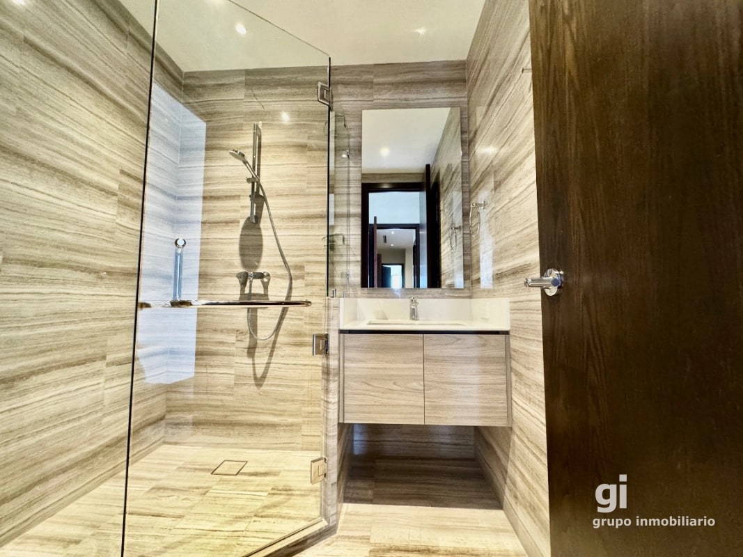 Donde la ubicación, el proyecto y la altura coinciden en lo excepcional. Apartamento en venta - 5
