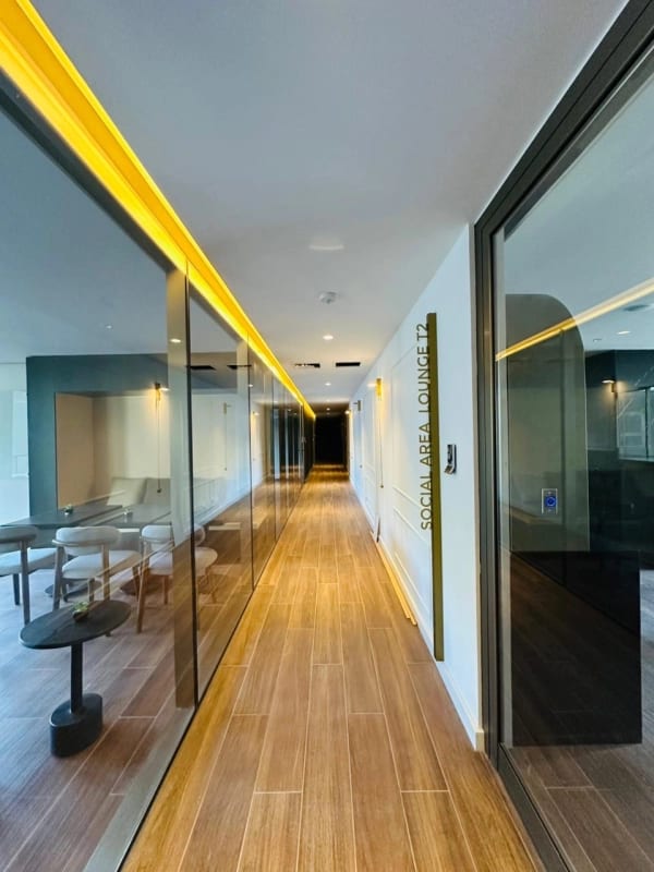 Apartamento en renta zona 10 — Apartamento en Alquiler en Atarah, Zona 10, Guatemala, Ciudad — foto 4 de 7