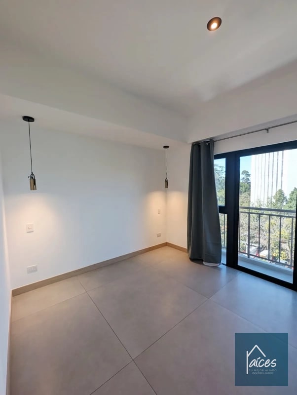 Renta de Apartamento en edificio Bona Diez Zona 10 (D) - 4