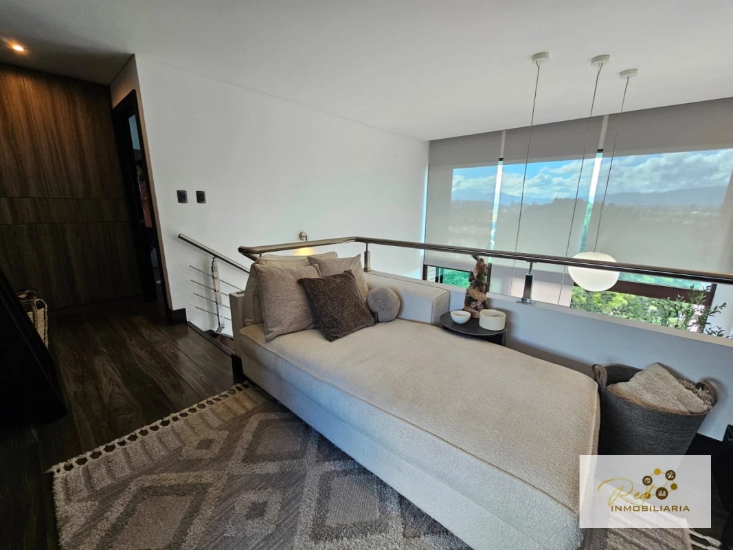 RENTA APARTAMENTO EN EDIFICO VIU CAYALÀ – ZONA 16 - 9