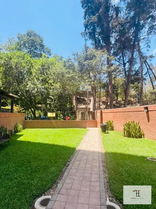 VENDO LINDO APARTAMENTO DE 1 HABITACIÓN EN ZONA 10 A UNA CUADRA DE LA 20 CALLE — Apartamento en Venta en Jardines del Acueducto, Zona 10, Guatemala, Ciudad — foto 1 de 7