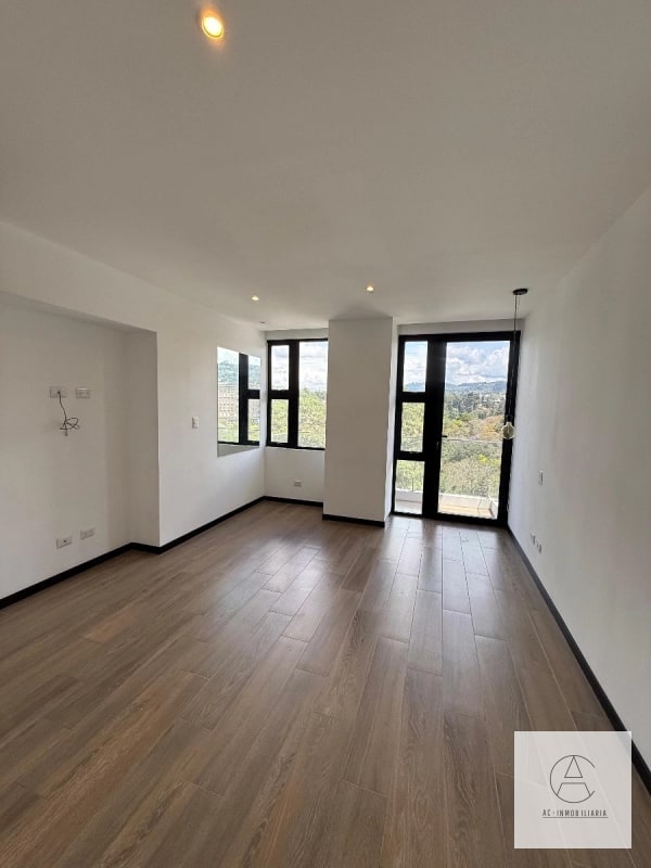 Apartamento en venta en Borghetto, zona 15 Vh1. - 8