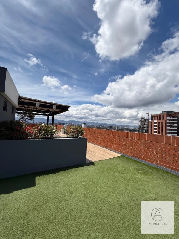 Apartamento en venta en Borghetto, zona 15 Vh1. - 4