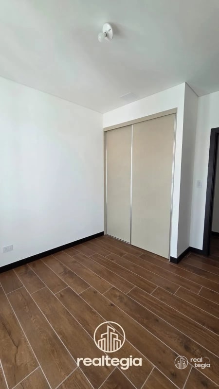 APARTAMENTO EN LIRIOS DE CAYALÁ ZONA 16 - 7