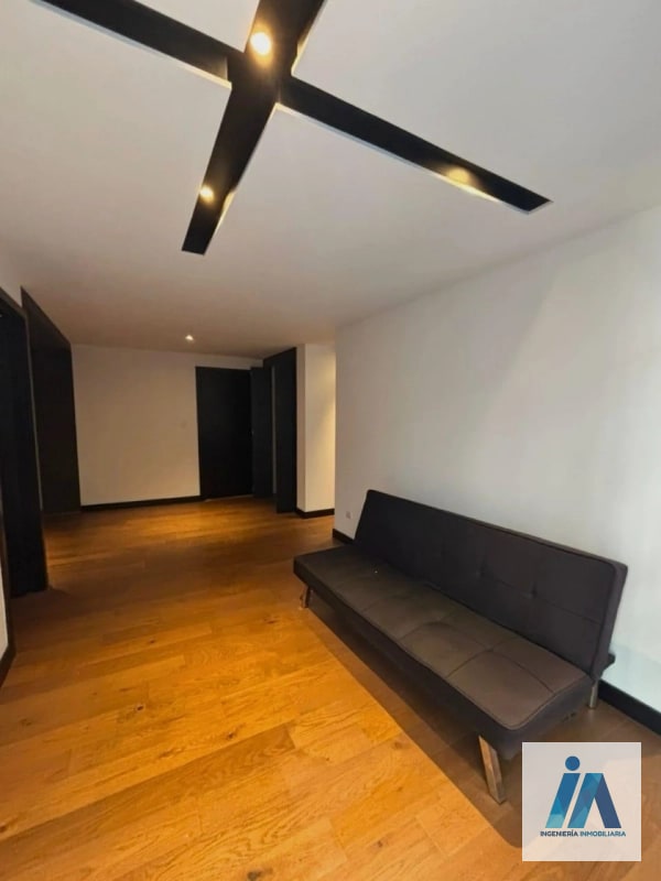 APARTAMENTO EN ALQUILER – Edificio Villa Mariscal, Zona 11 - 10