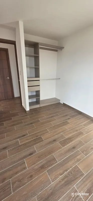 Apartamento en venta zona 14 — Apartamento en Venta en Zona 14, Guatemala, Ciudad — foto 3 de 7
