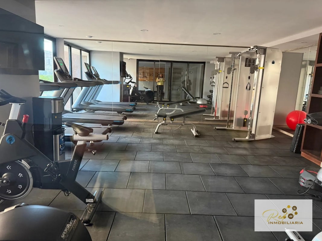 🏢 Renta de Apartamento en Edificio Nuevo Kintea – Zona 15 - 2
