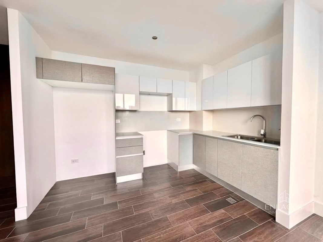 Zona 13 • Apartamento en Venta • Edificio Rosselló - 1