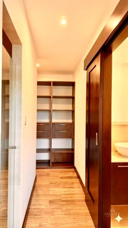 Zona 16 • Apartamento en Venta • Edificio Enalto - 7