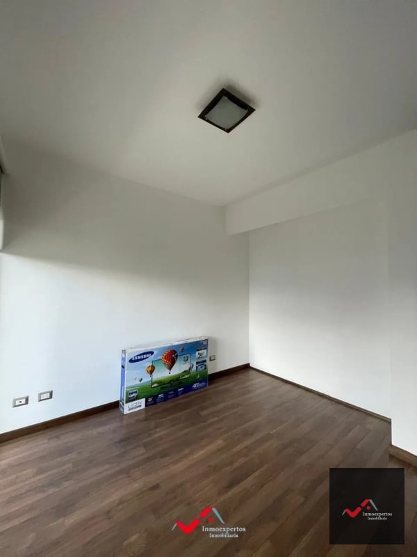 Apartamento amueblado en Renta Zona 16 - 10